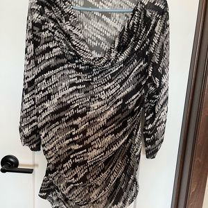 Relativity, gray and black print shirt with drape neck, size 2X NWT